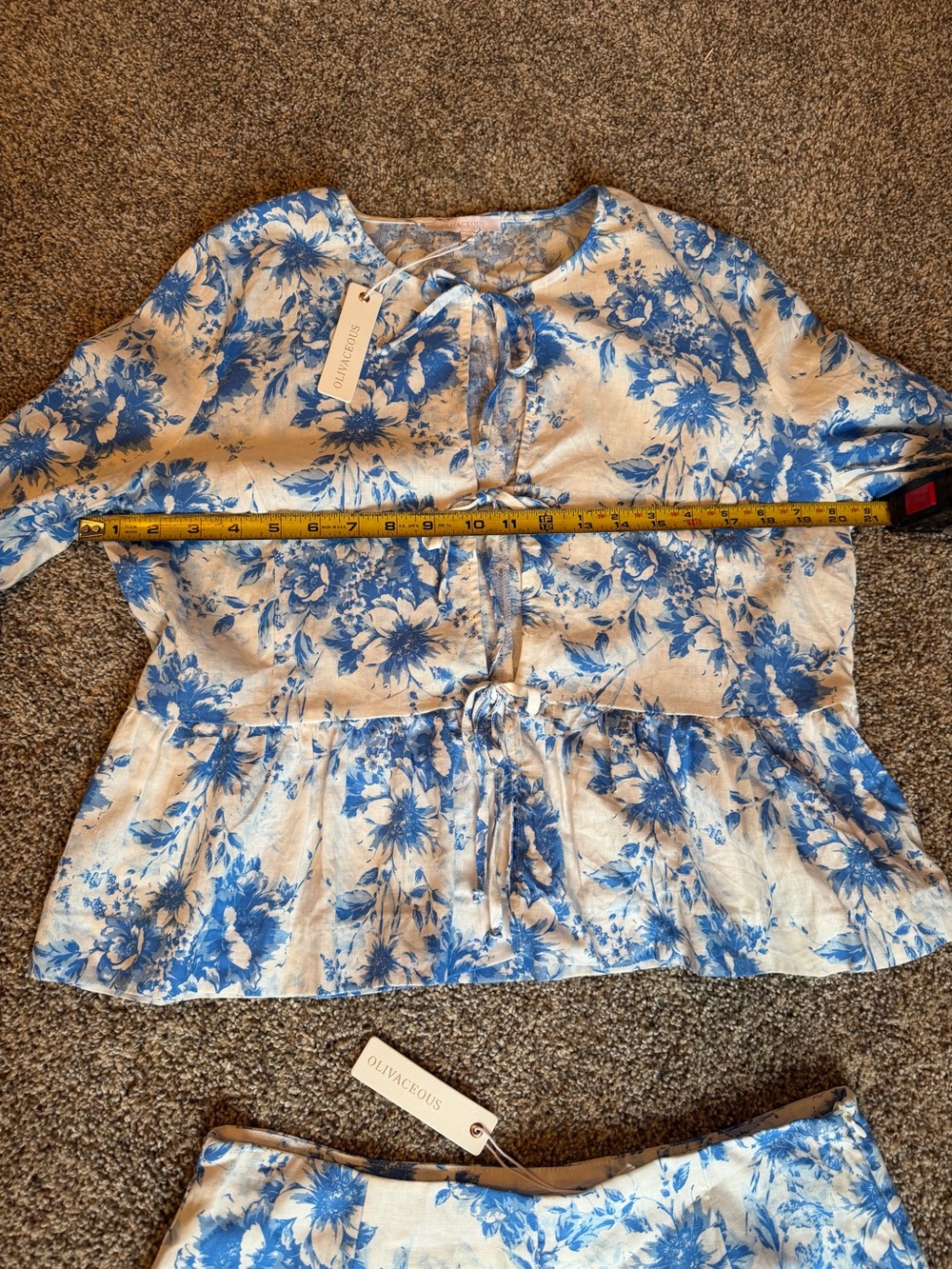 NWT Olivaceous Blue and White Floral Two-Piece Set Top & Shorts Sz L 100% Cotton - Picture 10 of 16